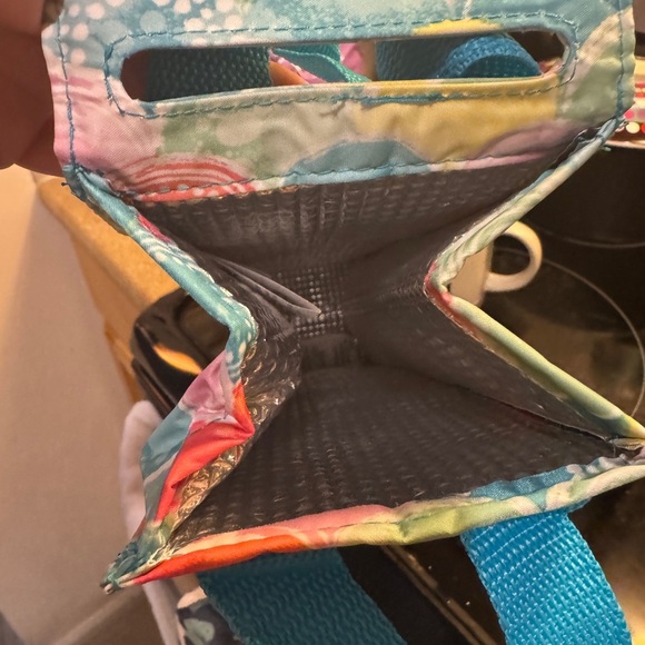 Colorful Thirty-One Tote perfect bottle thermal in rainbow scallop - Picture 4 of 4